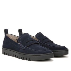 VIONIC Uptown Loafer Navy Suede size 10
